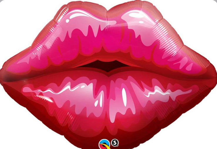 30” Kissey Lips Foil Balloon